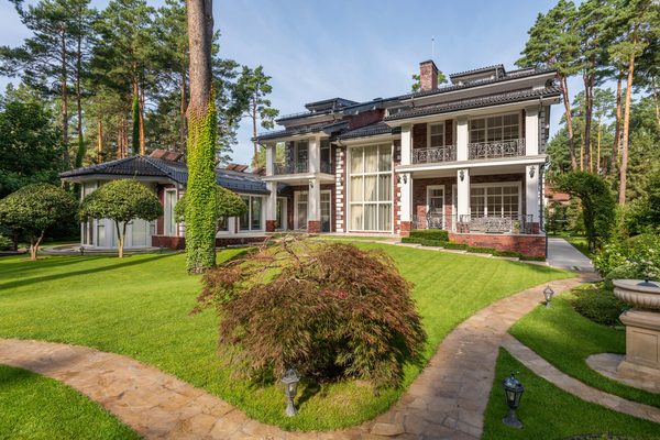 Unleash the beauty of your outdoors with expert landscaping services